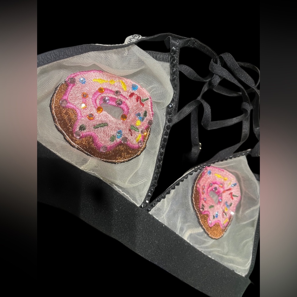 Doughnut bra lingerie - Small - Emory park